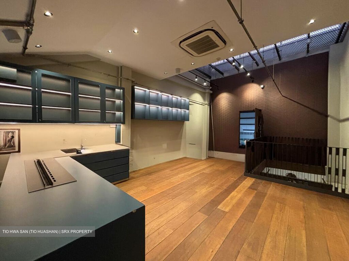Parliament House Complex (D6), Shop House #498072241